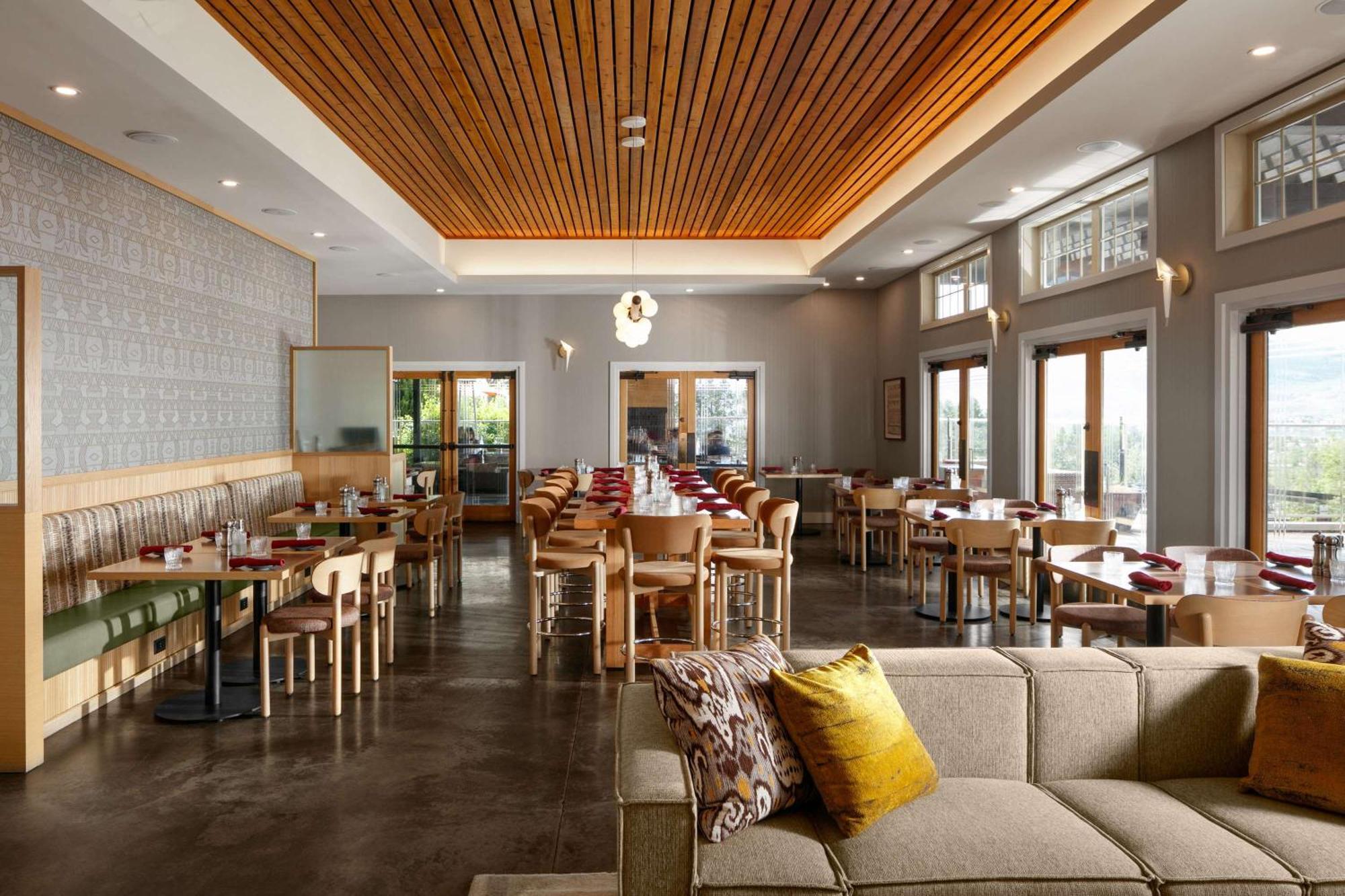 Hotel Spirit Ridge, In The Unbound Collection By Hyatt Osoyoos Exterior foto