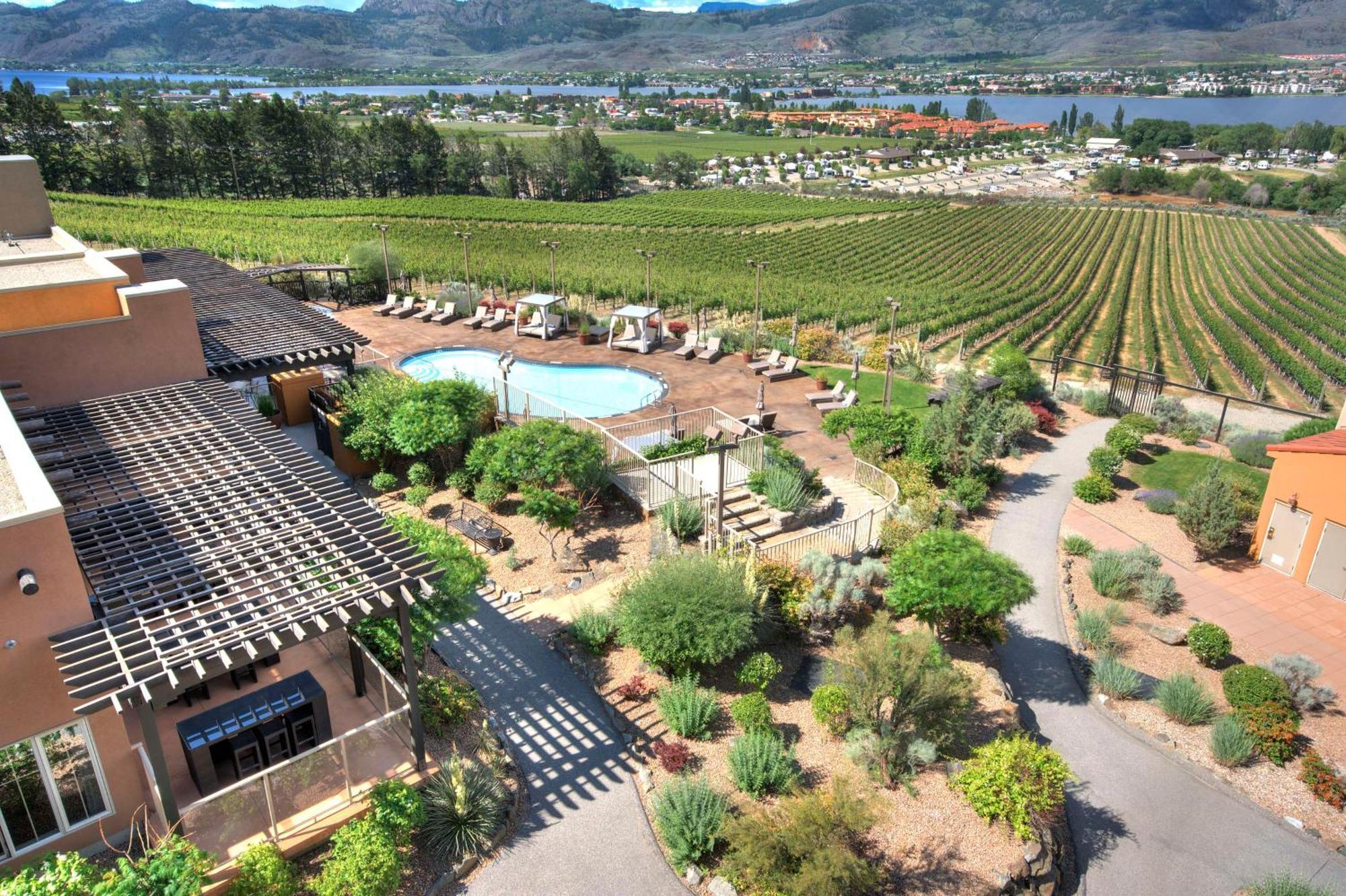 Hotel Spirit Ridge, In The Unbound Collection By Hyatt Osoyoos Exterior foto
